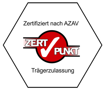 Das AZAV-Siegel der Zertpunkt ist ein Sechseck mit dünner schwarzer Umrandung mit dem Schriftzuf; Zertifiziert nach AZAV Trägerzulassung. Im Zentrum des Sechsecks befinder sich ein hellroter Punkt mit dem Schriftzug ZERT PUNKT in Großbuchstaben. Zwischen den beiden vertikal versetzten Wörtern ist im Zentrum des Punktes ein weißes Häkchen gesetzt.  